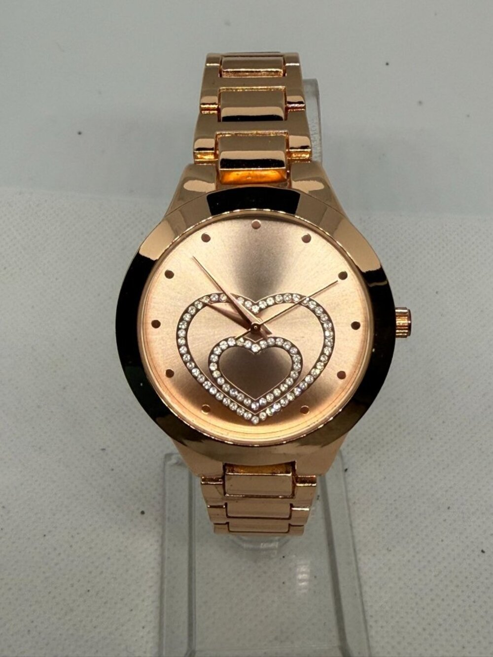 Jessica Simpson Women's 36mm Rose Gold Heart Pavé Crystal Quartz Watch w/ Box - Picture 3 of 11